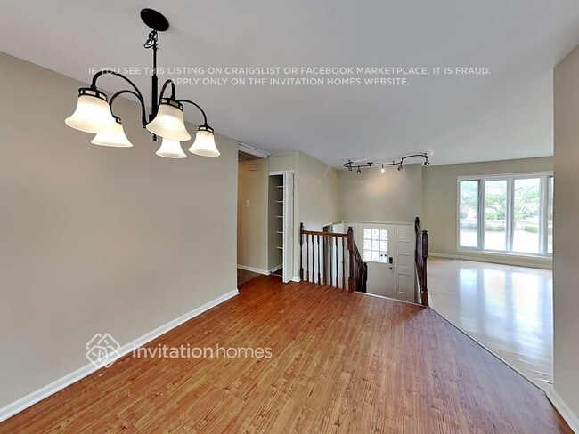 Building Photo - 324 Waverly Dr