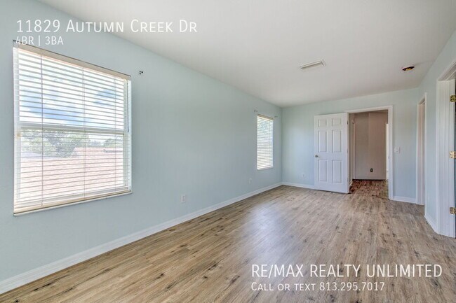 Building Photo - 11829 Autumn Creek Dr