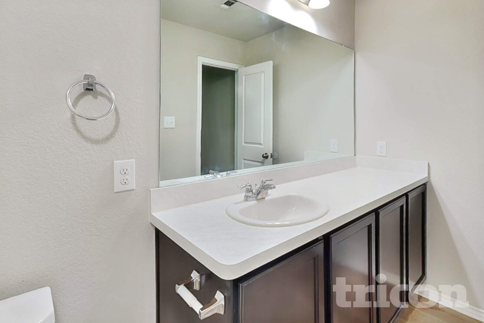 Building Photo - 9727 Marbach Hl