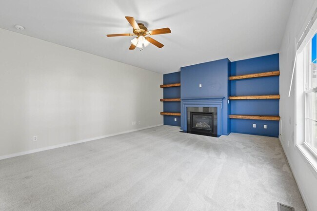 Building Photo - 22030 Lake Jordan Dr
