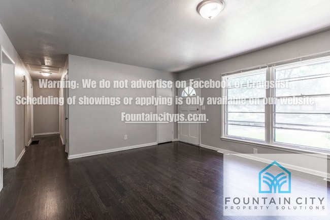 Building Photo - 1808 N Kiger Rd