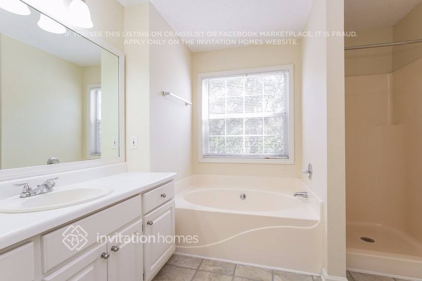 Building Photo - 309 Hills Point Rd