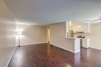 Building Photo - 4558 Willis Ave