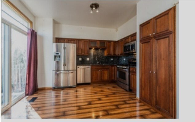 Building Photo - 277 Richmond Dr