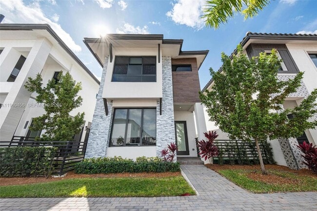 Building Photo - 8120 NW 43rd St