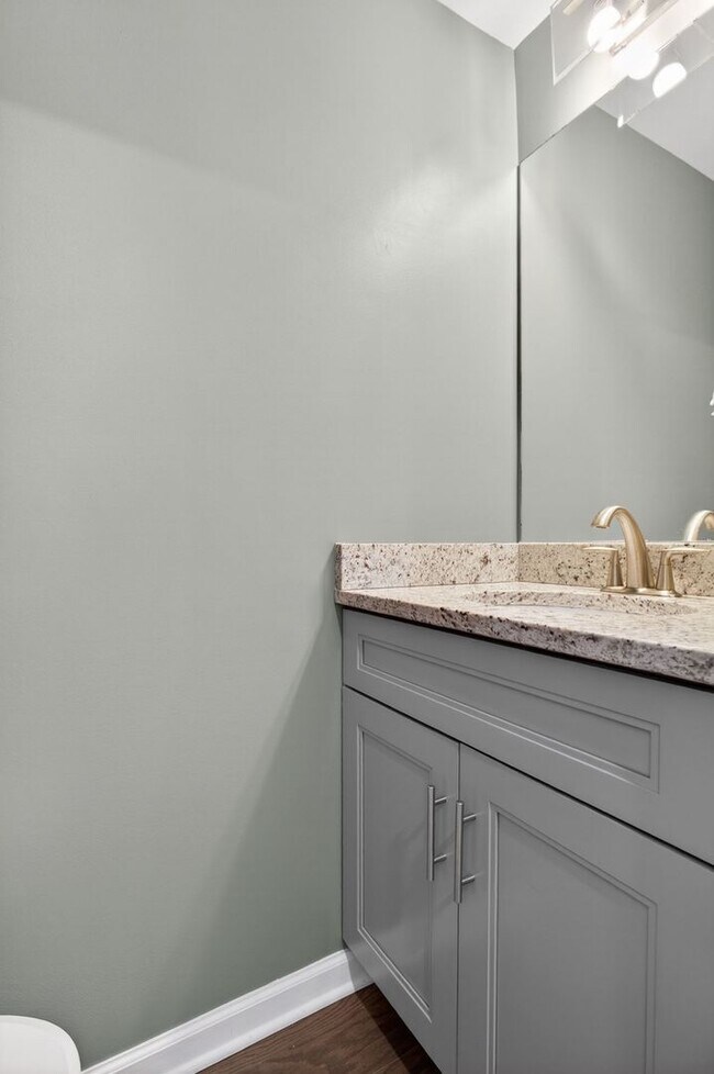 Building Photo - 107 Celebration Blvd