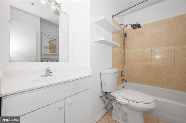 Building Photo - 16110 Hayshire Ct