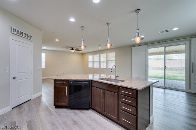 Building Photo - 2130 Emyvale Ct