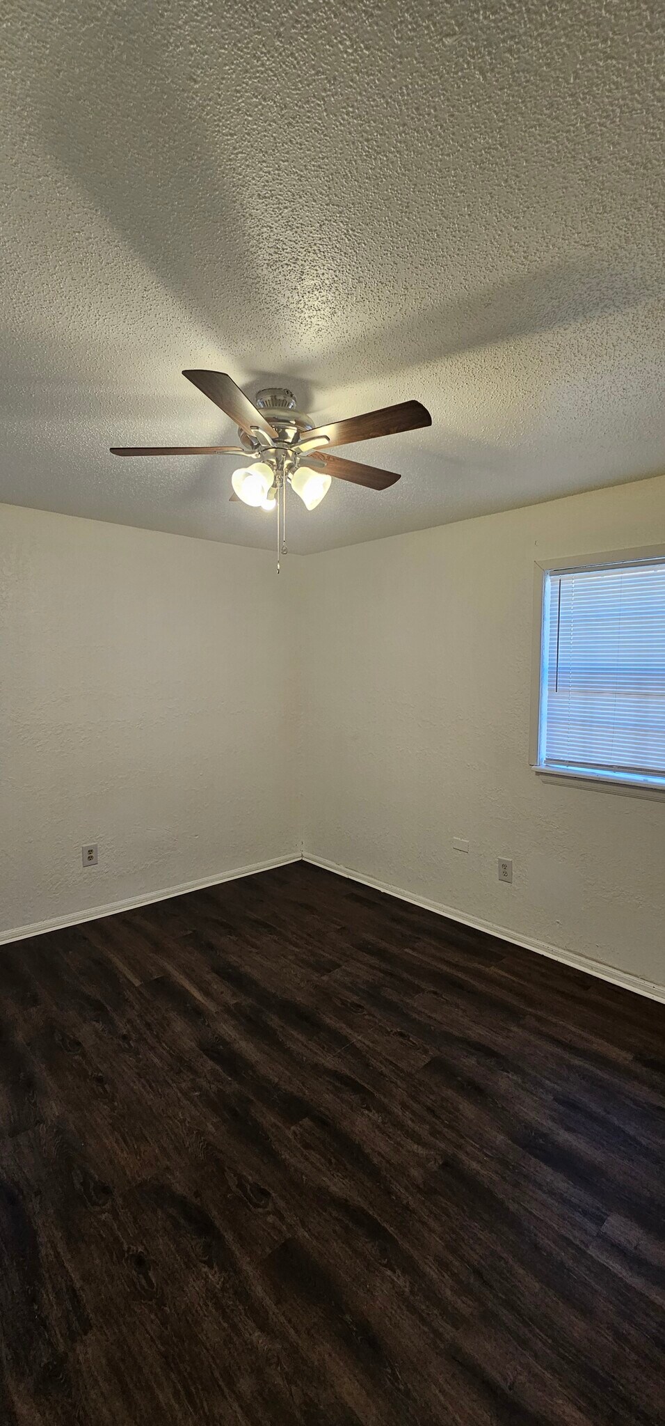 Building Photo - 720 N 70th St