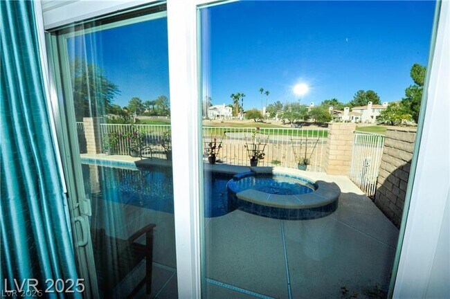 Building Photo - 7920 Ben Hogan Dr