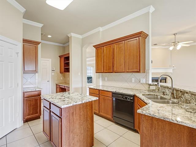 Building Photo - 8464 Arroyo Ln