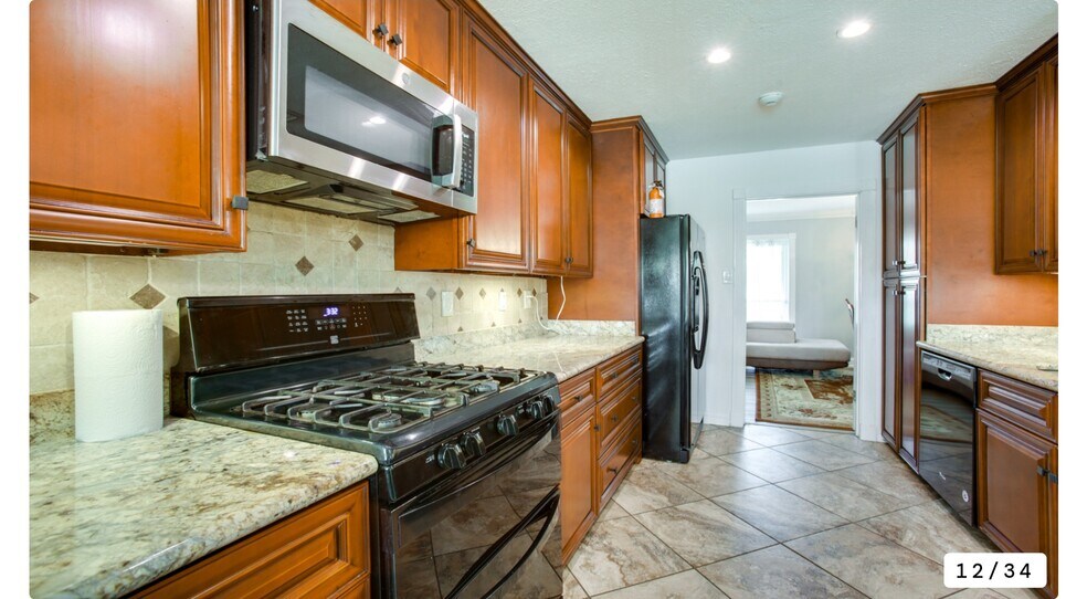 Building Photo - 41 Cabernet Dr