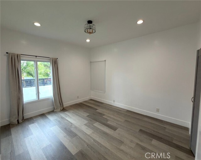 Building Photo - 1274 S Orange Dr