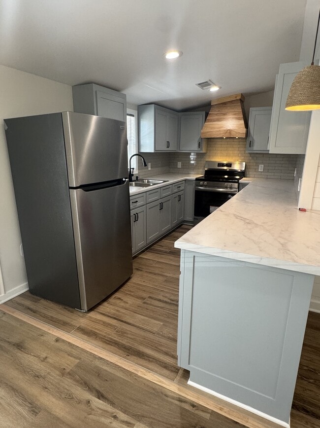 Building Photo - 142 Co Rd 753