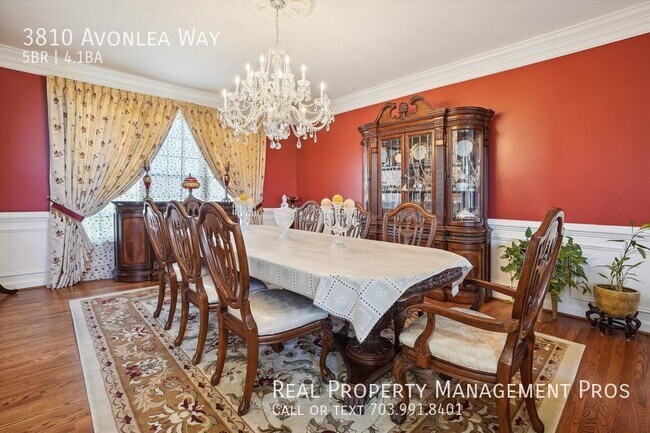 Building Photo - Gated Community, 10 Acres
