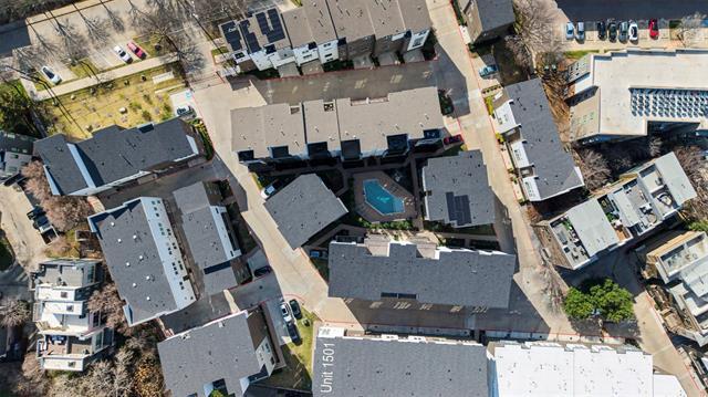 Building Photo - 381 E Greenbriar Ln