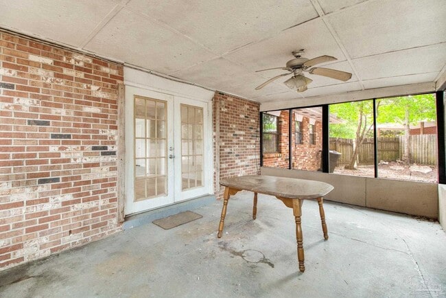 Building Photo - 3711 Tom Ln Dr