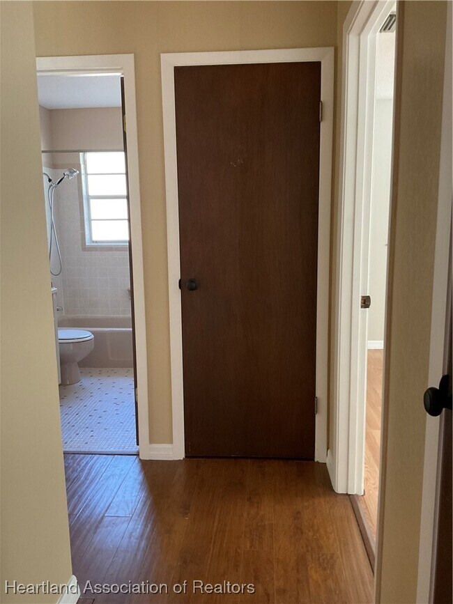 Building Photo - 106 Karola Dr