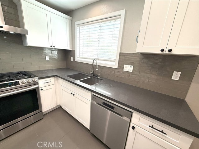 Building Photo - 21078 E Cypress St