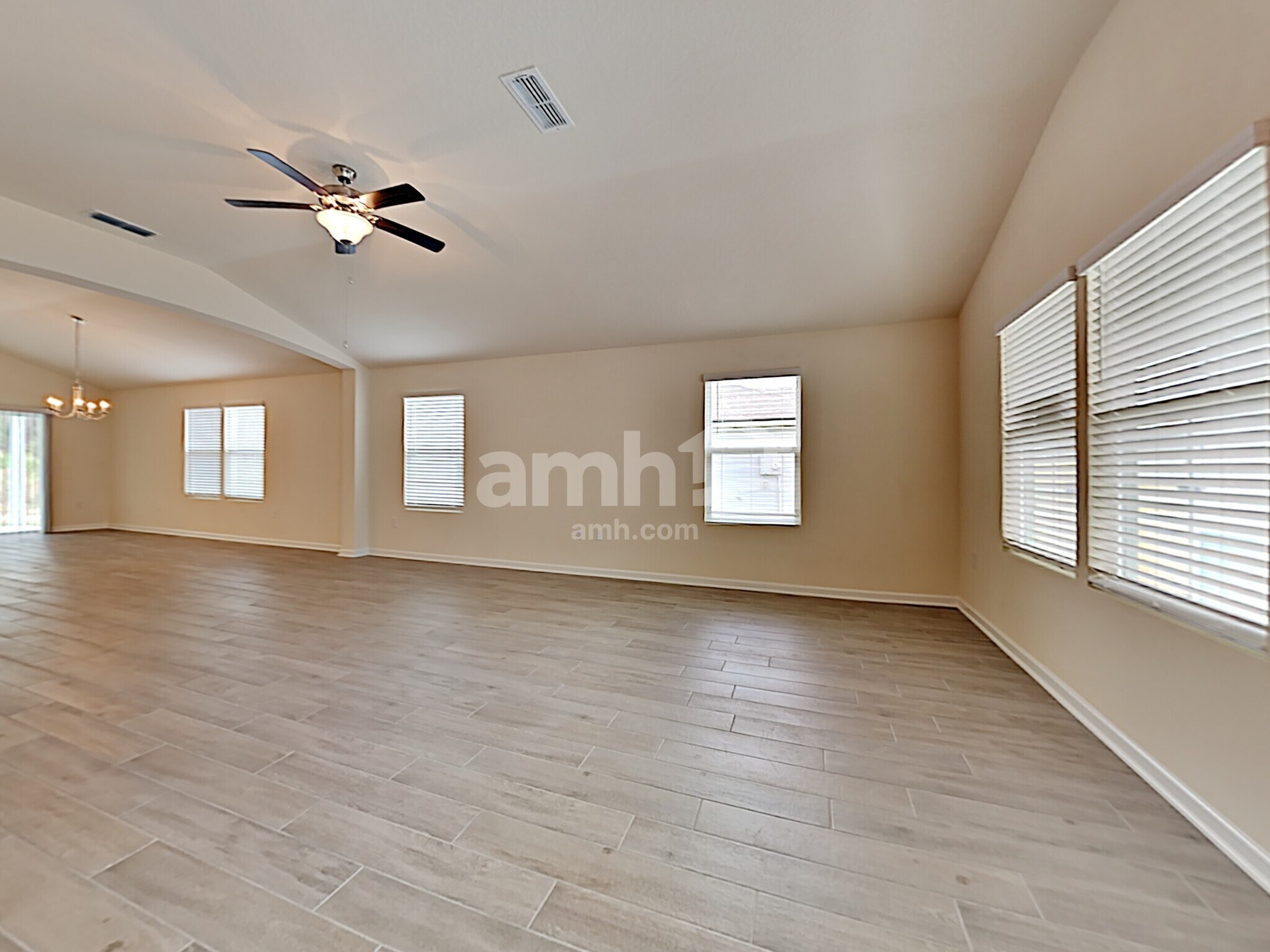 Building Photo - 351 Chasewood Dr