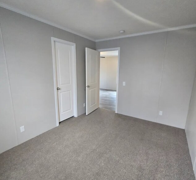 Building Photo - 213 Birch Ln