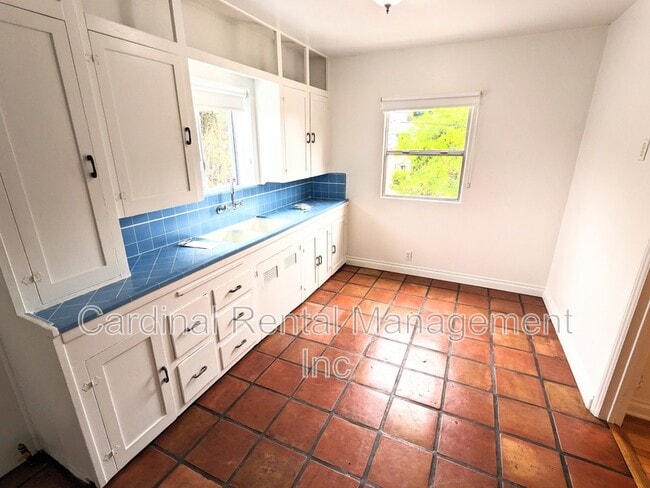 Building Photo - 4803 Toland Way