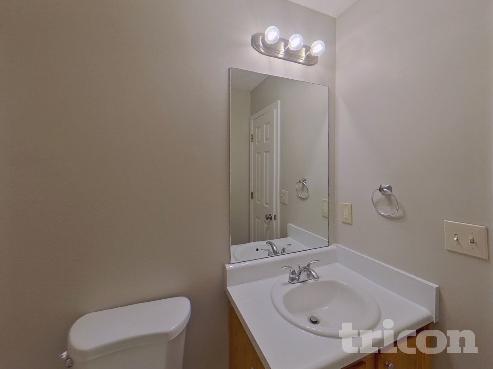 Building Photo - 5515 Sapphire Cir