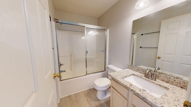 Building Photo - 1866 Lindsay Ln