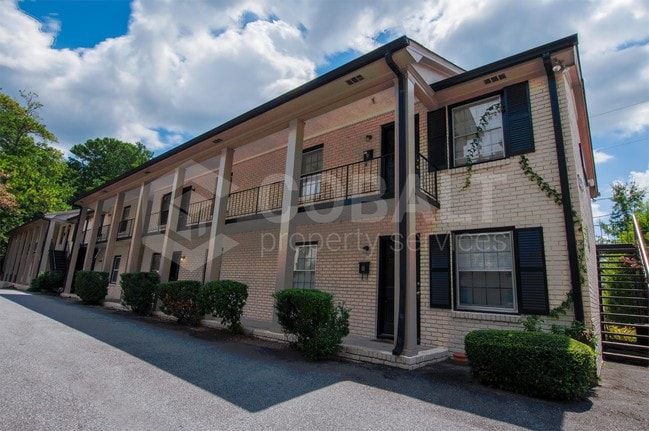 Building Photo - 3607 Roxboro Rd