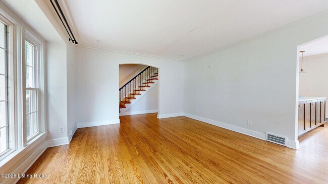 Building Photo - 203 Don Allen Rd