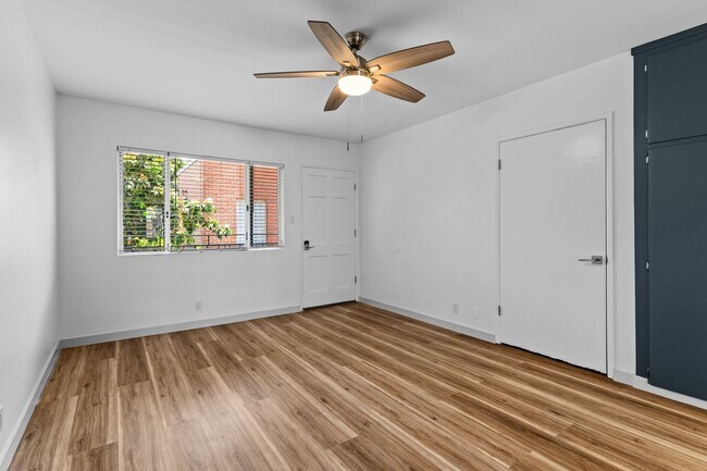 Building Photo - 936 Cedar Ave