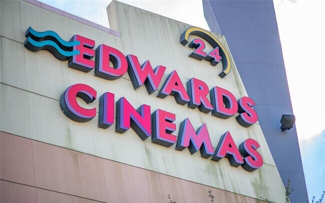 Building Photo - 15 Greenway Plaza