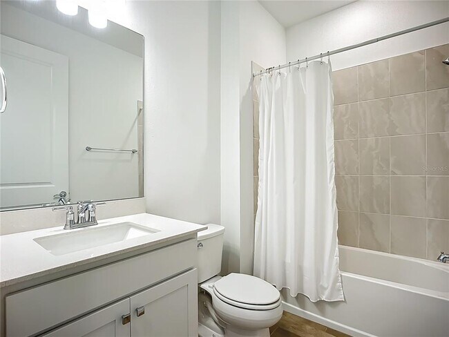 Building Photo - 10005 Patterson Wy