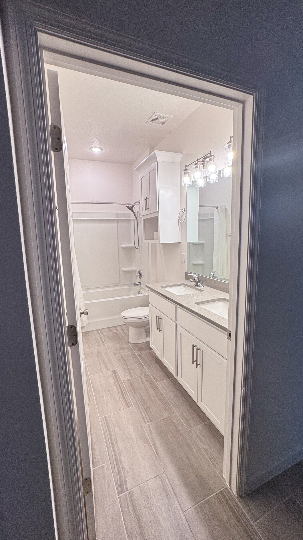 Bathroom 3 - 2463 Middlebury Dr SE