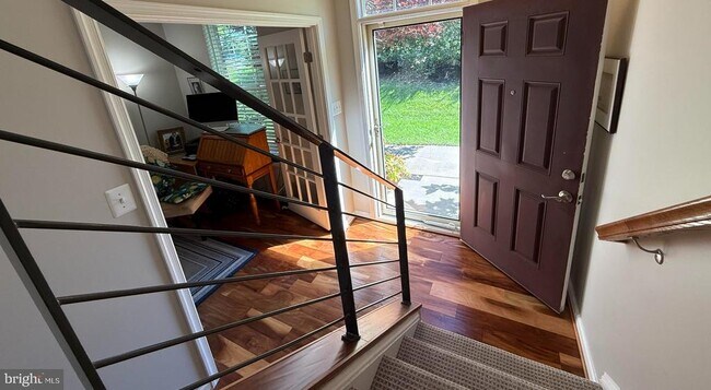 Building Photo - 14050 Cannondale Way