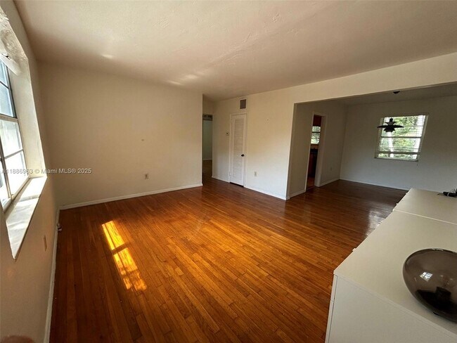 Building Photo - 7865 SW 57th Ave