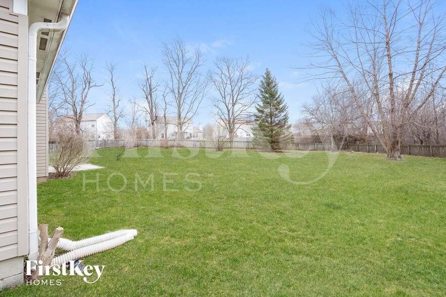 Building Photo - 515 Palmyra Dr