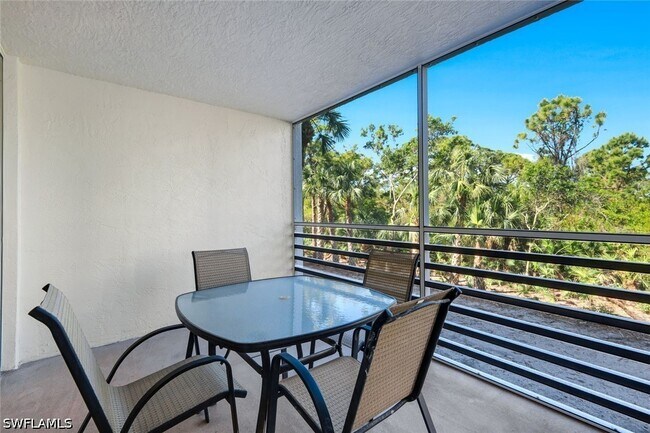 Building Photo - 15161 Cedarwood Ln