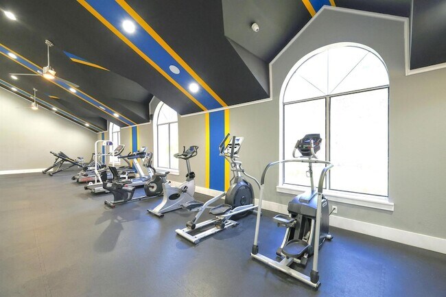 Building Photo - 927 Siesta Key Blvd