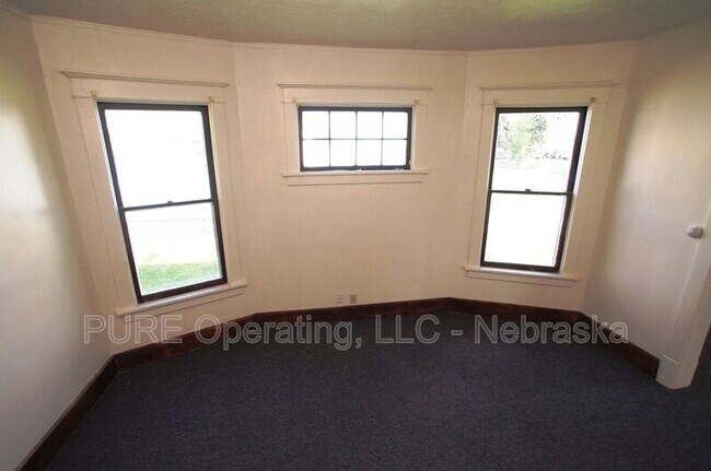 Building Photo - 1474 Spencer St