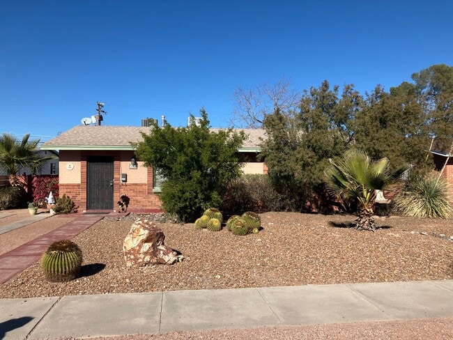 Primary Photo - Beautiful 3 Bedroom! Coming Soon!
