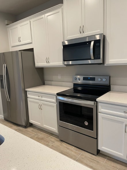 Building Photo - 2395 Arbor Wind Dr