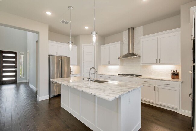 Building Photo - 6842 Gavin Dr