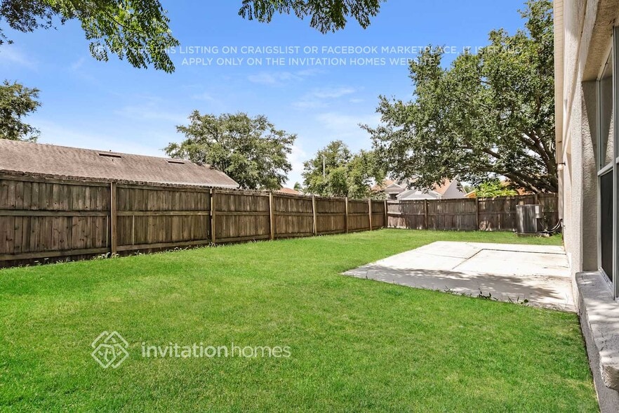 Building Photo - 12215 Dawn Vista Dr