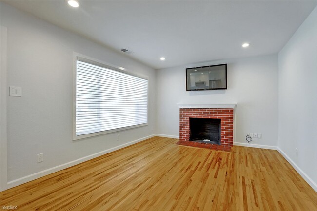 Building Photo - 2 br, 1 bath House - 541 Richmond Avenue