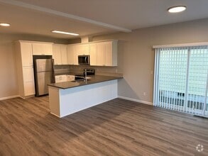 Building Photo - New 3 Bed / 2.5 Bath Duplex! $250 Amazon G...