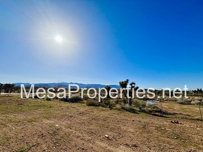 Building Photo - 6087 Elsinore Rd