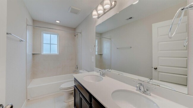 Building Photo - 2208 Gadwall Ct
