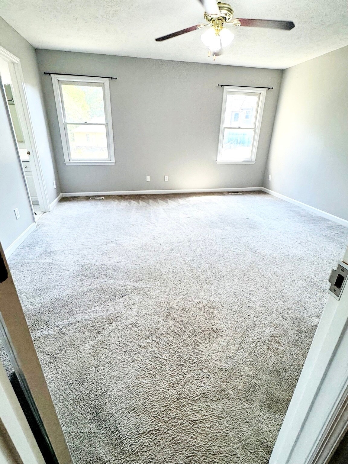 Building Photo - 5551 Robmont Dr