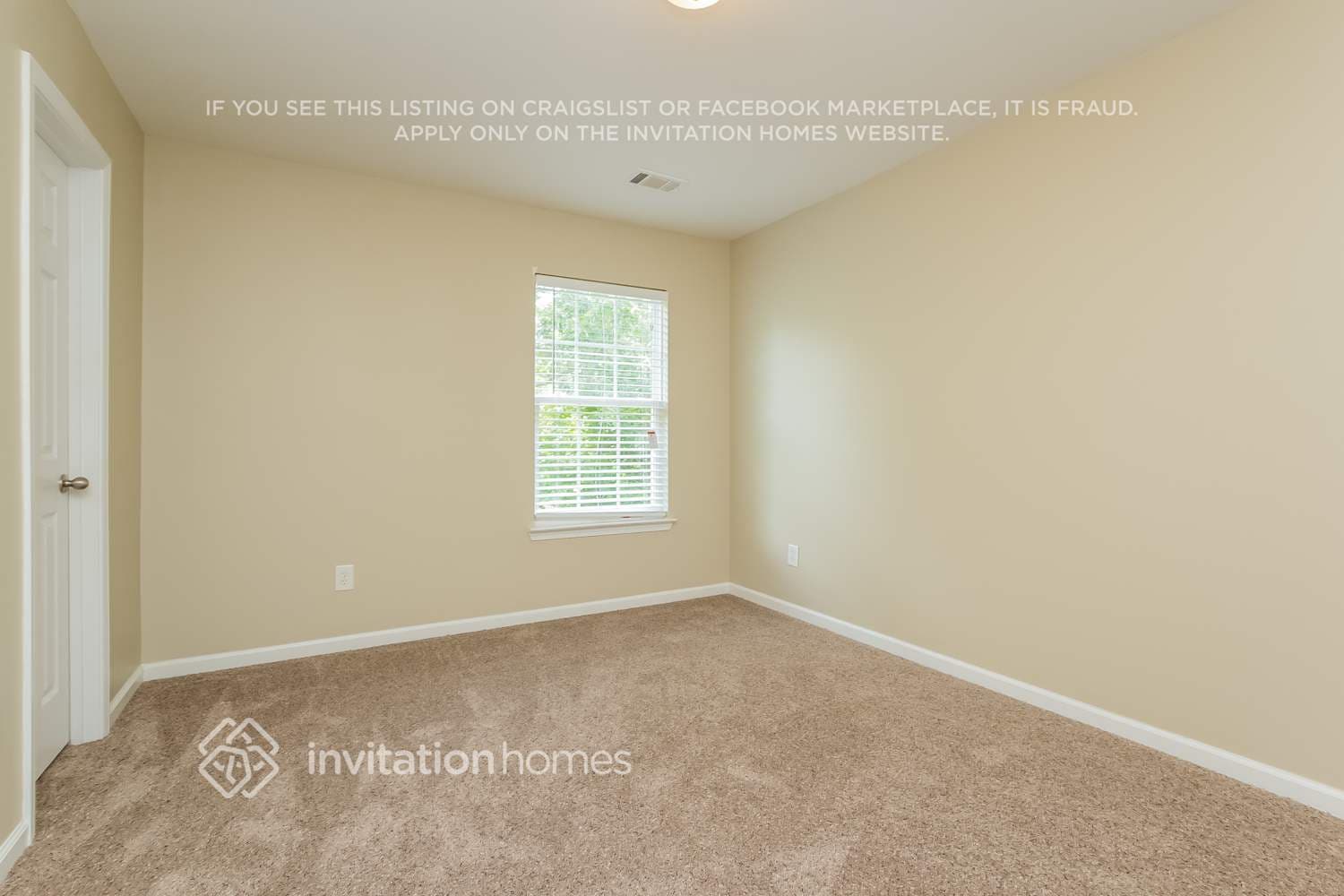 Building Photo - 2650 Mayfair Dr